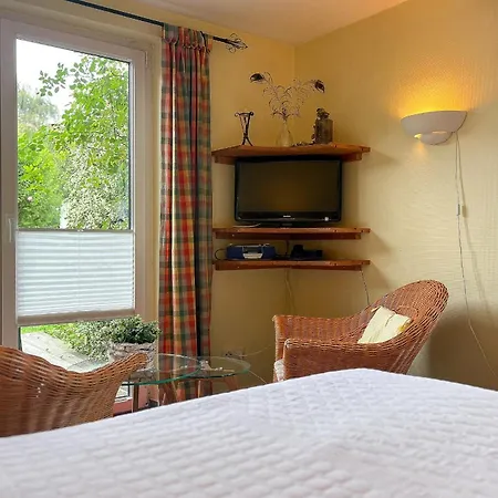 Gaestehaus Karstadt 02 - Gartenblick Apartmán *