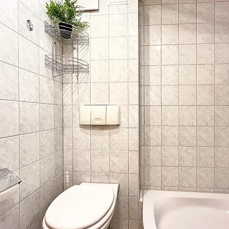 Appartement Gaestehaus Karstadt 02 - Gartenblick Boltenhagen (Ostseebad)