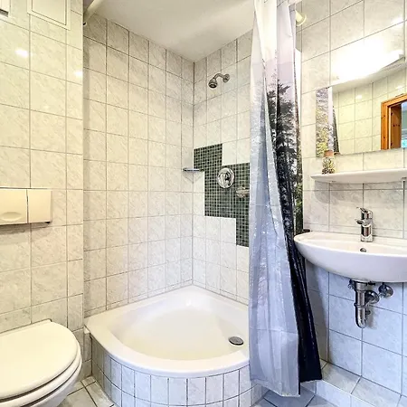 Gaestehaus Karstadt 02 - Gartenblick *